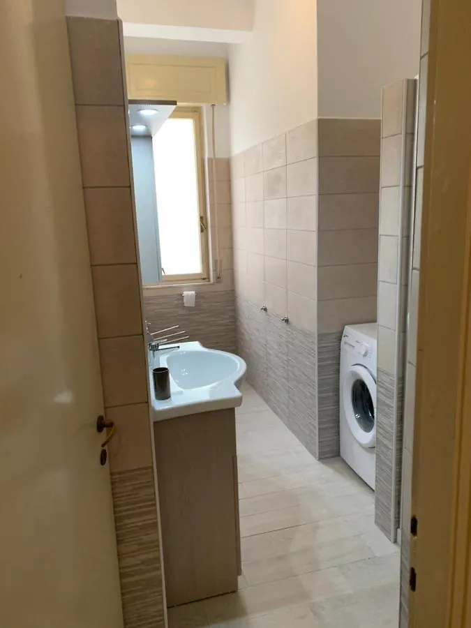 Casa Bianca 2 - Confortevole In Centro A Moneglia Apartment